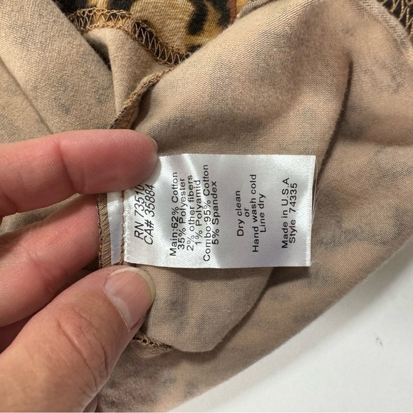 Uncle Frank Jacquard Floral Animal Print Shift Dress - Picture 4 of 7